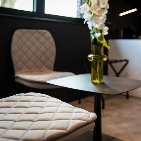 Les Thermes De Spa By La Cour De La Reine Hotel, Suites & Acces Gratuit Au Centre Thermal المظهر الخارجي الصورة